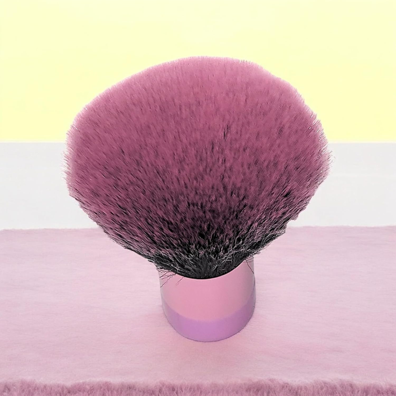 Pink Kabuki Brush – Luxurious Versatility for Face, Body & Barber Use. Designed with plush, fluffy bristles. Perfect for Spray Tan Powder or Blending Bronzer.